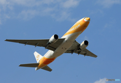 「Blue」 nokscoot 777-212 HS-XBA Takeoff