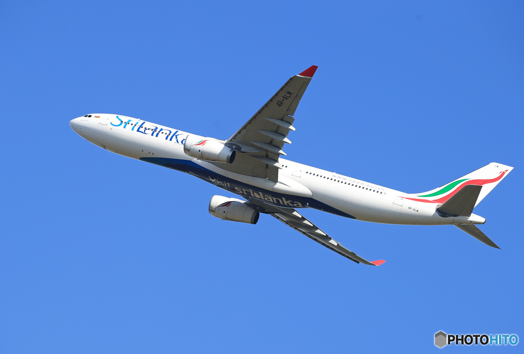 「あおぞら」SriLankan A330-343 4R-ALM 出発です