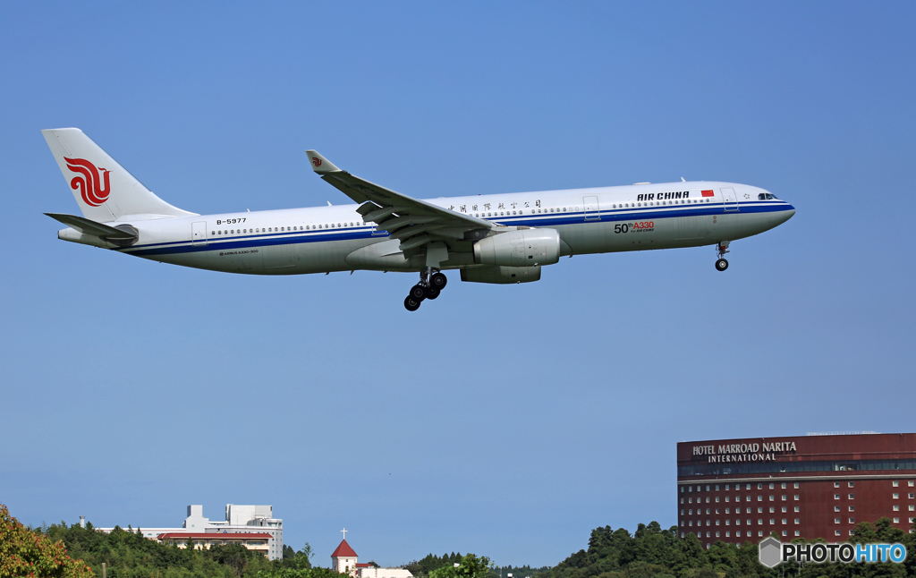 「青が大好き」☀ Air China A330-343 到着です