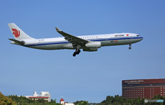 「青が大好き」☀ Air China A330-343 到着です
