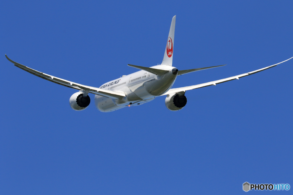 「真青の空」 Japan Airlines 787-9 JA867J 飛行