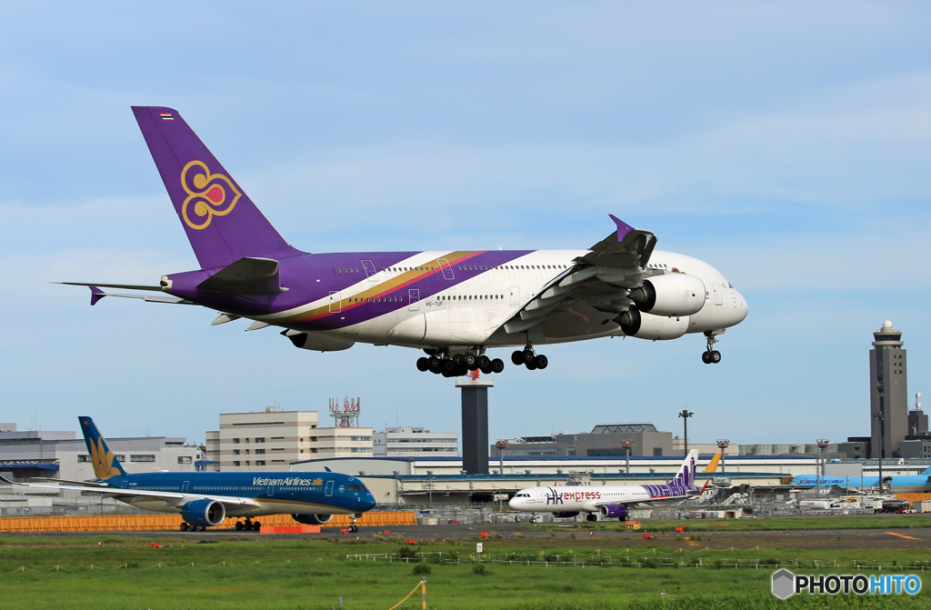 「良い天気」　THAI A380-841 HS-TUF 着地前