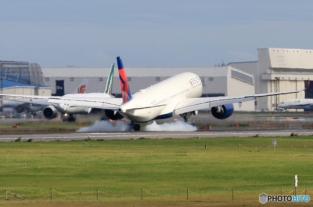 「青が大好き」DELTA A350-941 N508DN 到着です