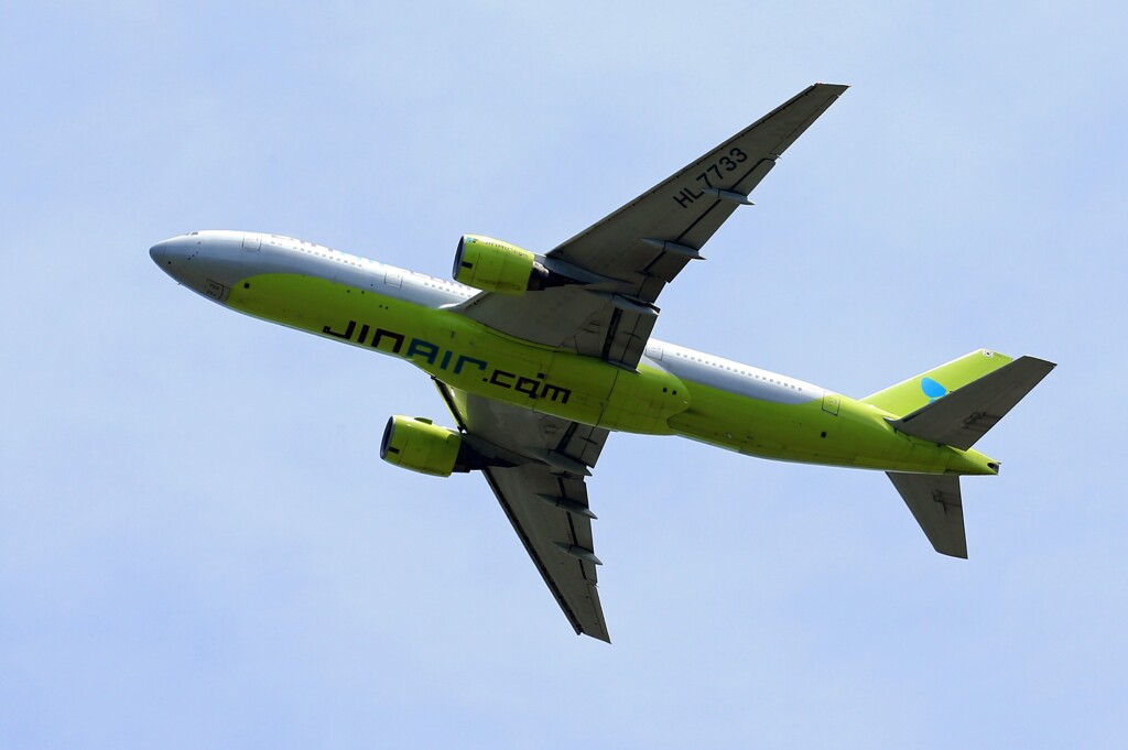 「青色」Jin Air 777-2B5 HL7733 Takeoff