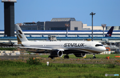 ☀「あおぞら」STARLUX A321-252 出発します