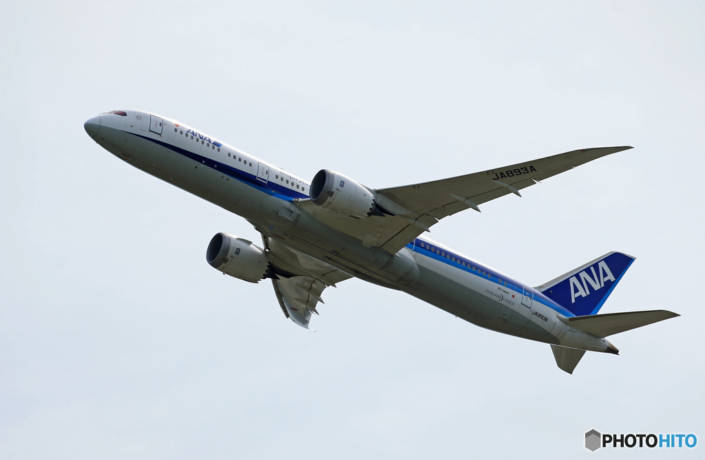 「良い空～」ANA 787-9 JA893A  飛び立ち