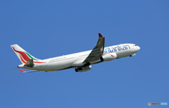 「青い空」が一番☀ SriLankan A330-343 4R-ALL