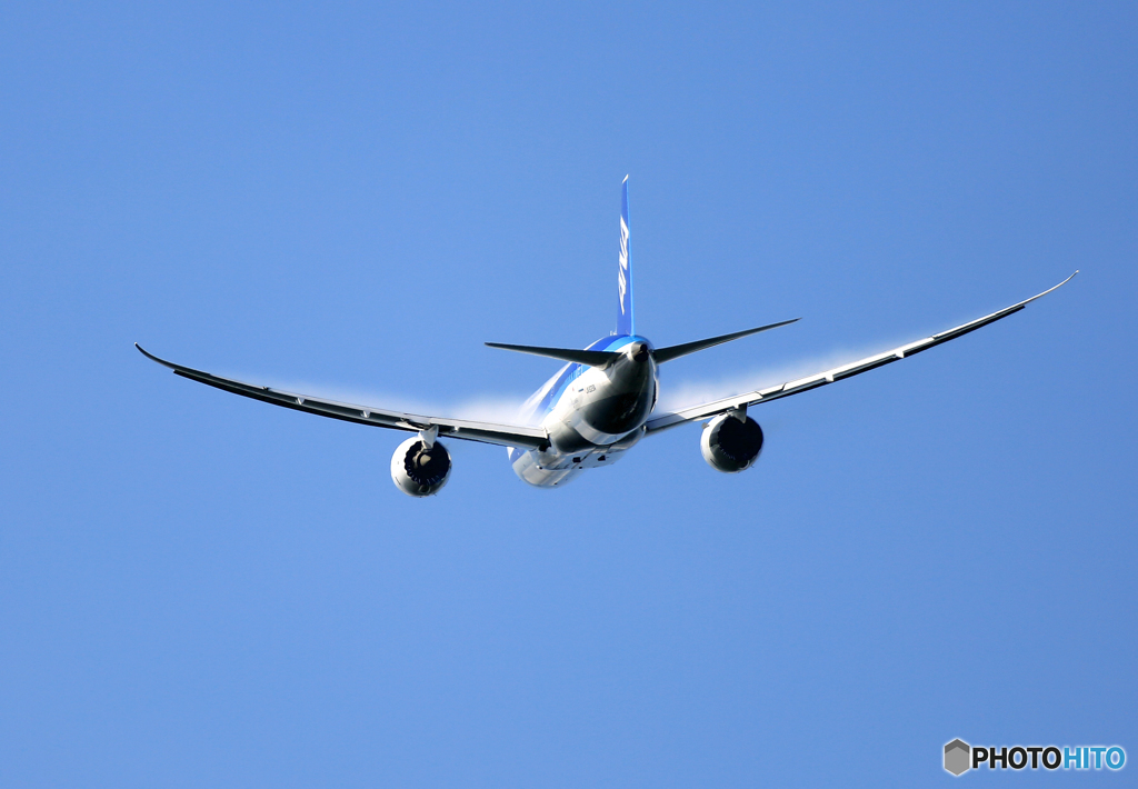 「良い空～」 ANA 787-8 離陸 ベイパー