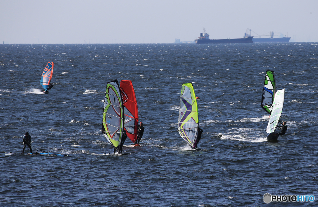 「青が大好き」  良き日の 船と・ ウインドサーフィン