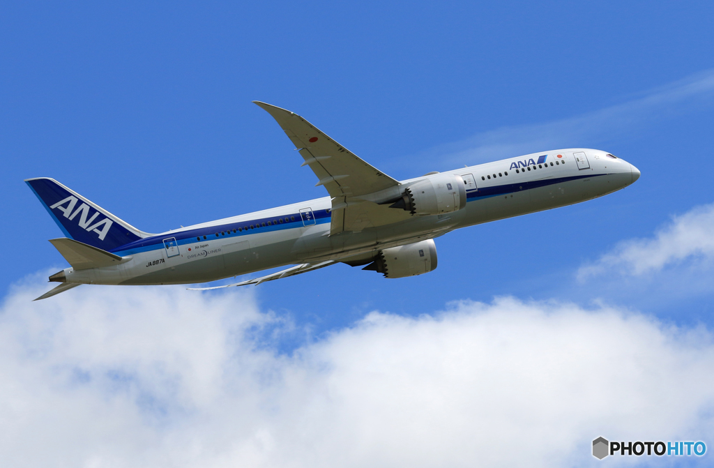 「真青の空」 ANA 787-9 JA887A 飛行
