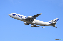 「そらー」ウエスタン グローバル ジャンボ機  出発です