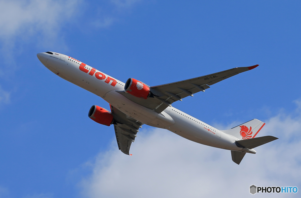 「群青」Lion Air A330-941 HS-LAL Takeoff  
