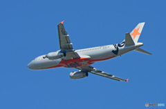 「すかい」 Jetstar A320-232 JA05JJ 離陸 します