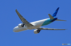 「すかい」 Garuda 777-3U3 PK-GIG 飛び立ちです 