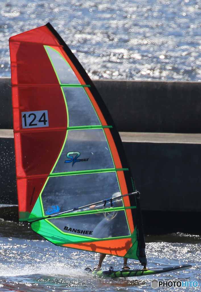 「青い海」ひとりで　ワ〜イ