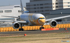 「青」 NOKSCOOT 777-212 HS-XBC 出発です