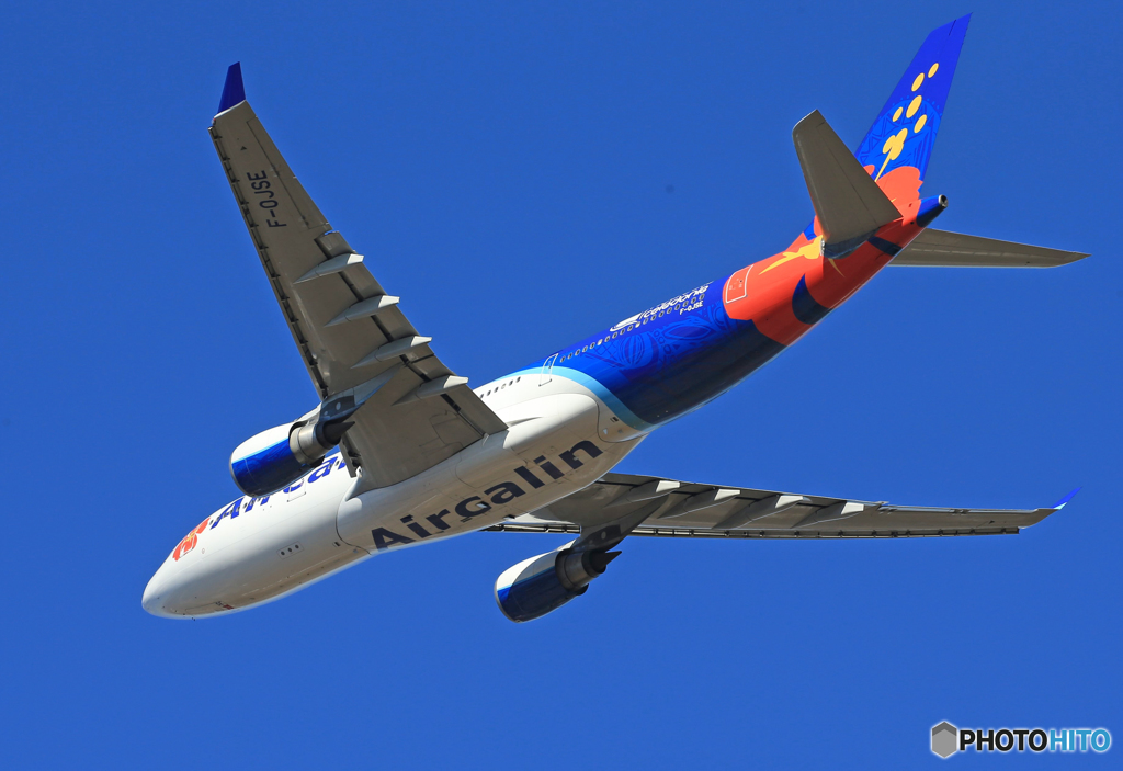 「青色」 Air Calin A330-202 F-OJSE Takeoff 