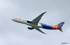 「くもり」Air Calin A330-941 F-ONEO  離陸