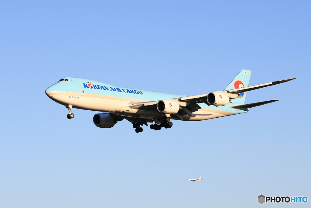 「良い天気」KOREAN 747-8 HL7610  W到着