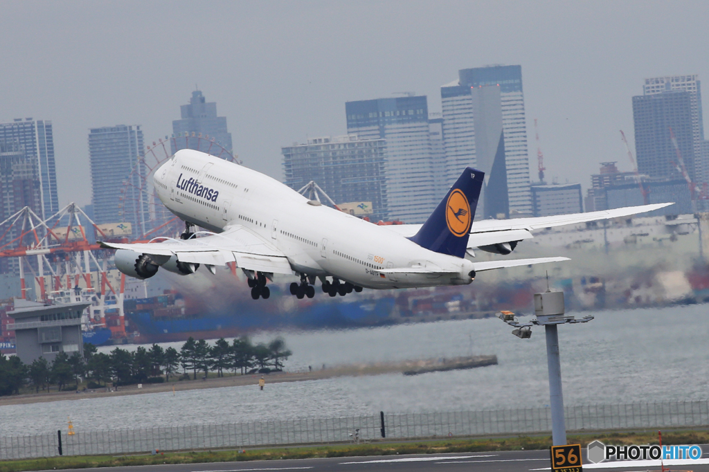 「曇り」　羽田空港からのドイツ行き....今はもう！？