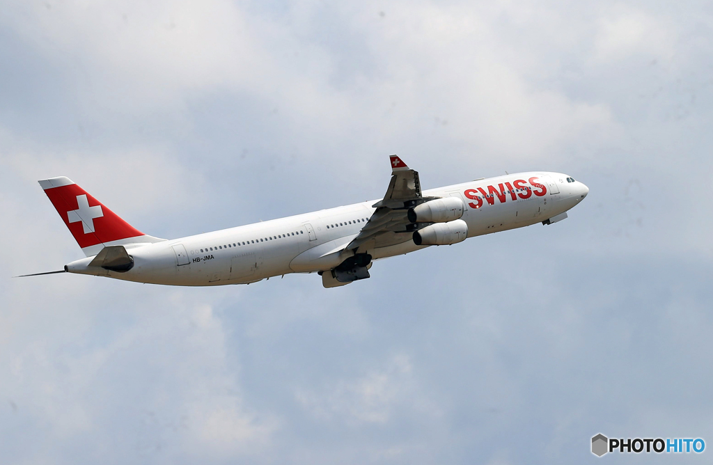 「良い天気」　SWISS A340-313 HB-JMA Takeoff 
