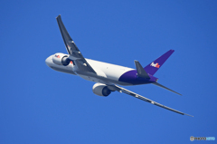 「良い空～」FedEx 777-FS2 N376FD 出発 