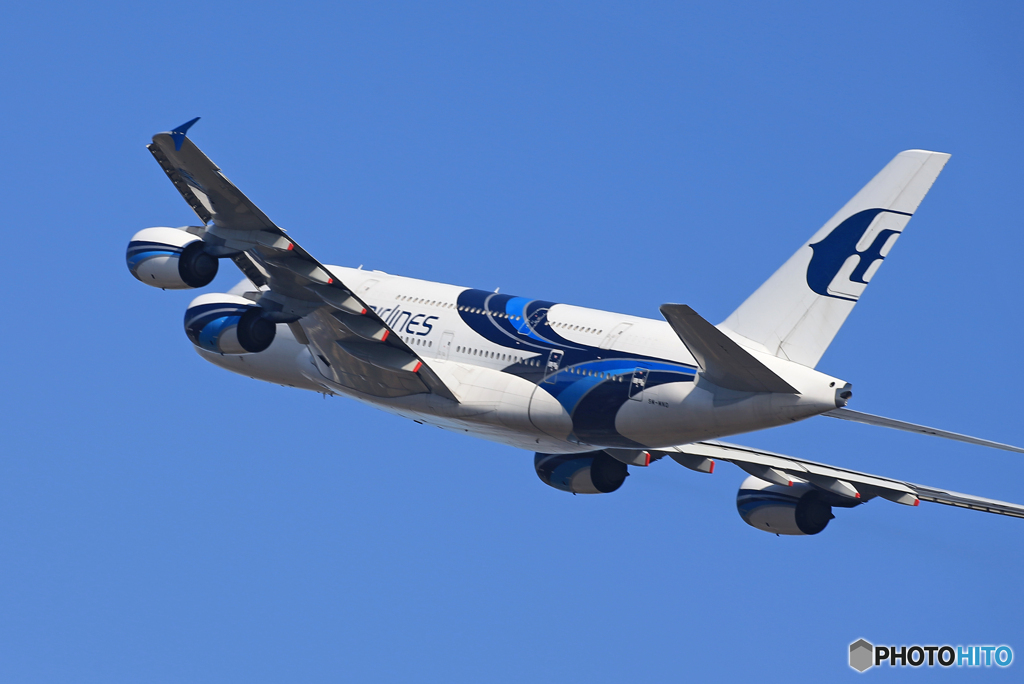 「そらー」Malaysia A380-841 9V-SKM 出発です