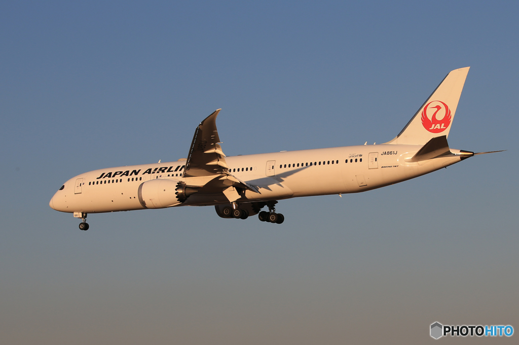 「空色」 JAL 787-9 JA861J 到着です