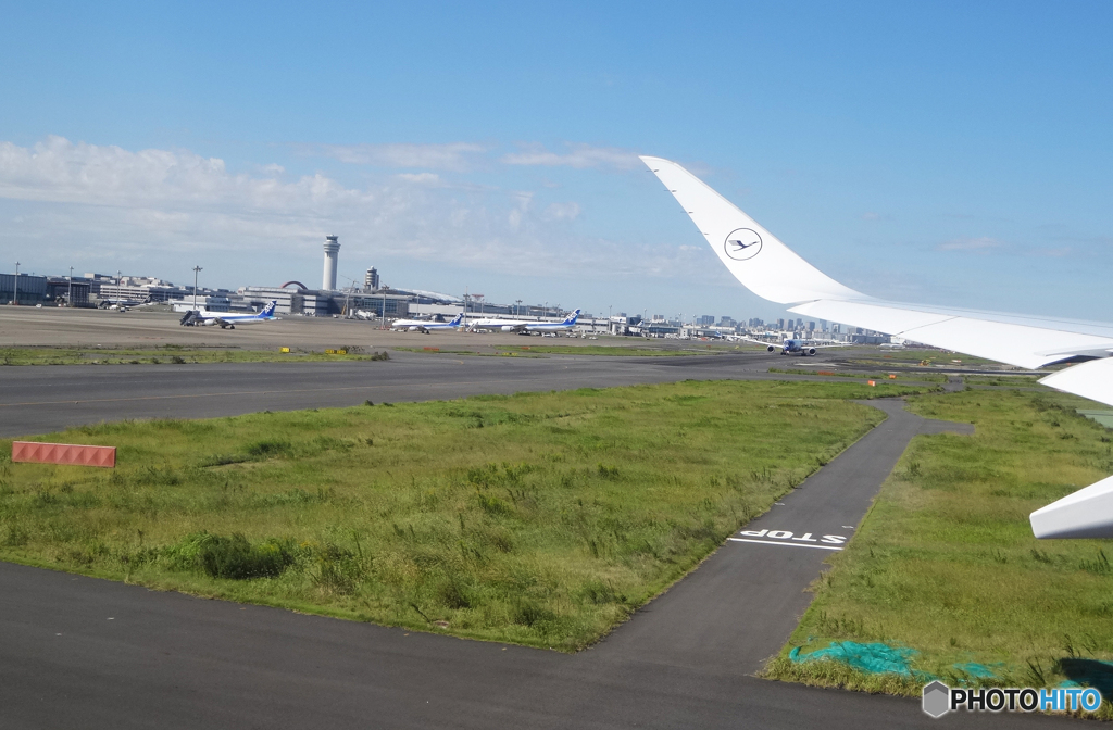 「すかい」✈羽　田　出　発　の　時　間　で　す