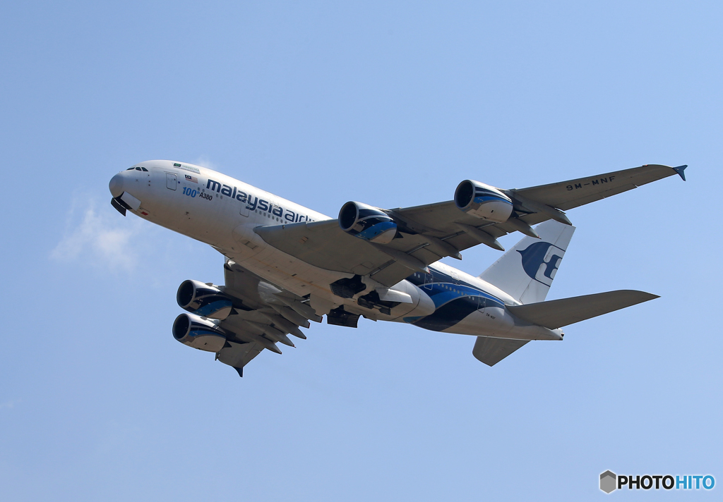 「そらー」 malaysia A380-841 9M-NMF 飛ぶ