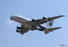 「そらー」 malaysia A380-841 9M-NMF 飛ぶ