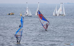 「ブルー」良き日のウインドサーフィン・ヨット　