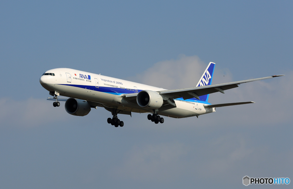「群青」 ANA 777-381 JA782A Landing 