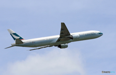 「青い空」が一番 Cathay 777-367 B-MNH 離陸
