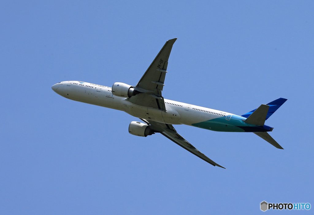 「Blue」Garuda 777  Takeoff  