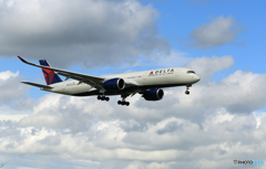 「良い雲」  DELTA A350-941 N505AN