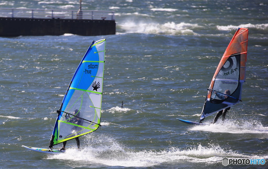 「青い日」ちょっと風が強いけど