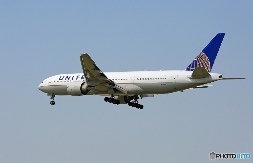 「青色」 UNITED 777-224 N78002 到着です
