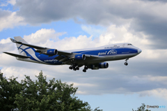 「良い天気」 Air Bridge Cargo747-400 着陸