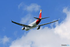 「青色が好き」 Iberia A330-202 EC-MNK出発 