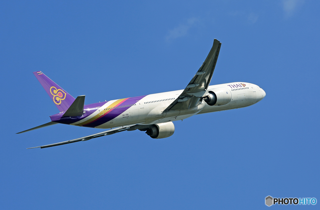 「良い空～」 Thai 777-3AL HS-TKK Takeoff