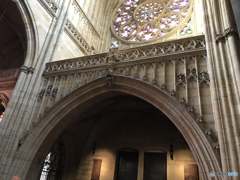 プラハ城（２９８）ステンドグラス