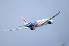 [青い空] マレーシア特別塗装 A350-941 Takeoff 