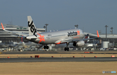 「曇り」Jetstar A320-232 JA20JJ  Landing 