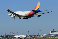 「青が大好き」 ASIANA 747-400 HL7421 Landing