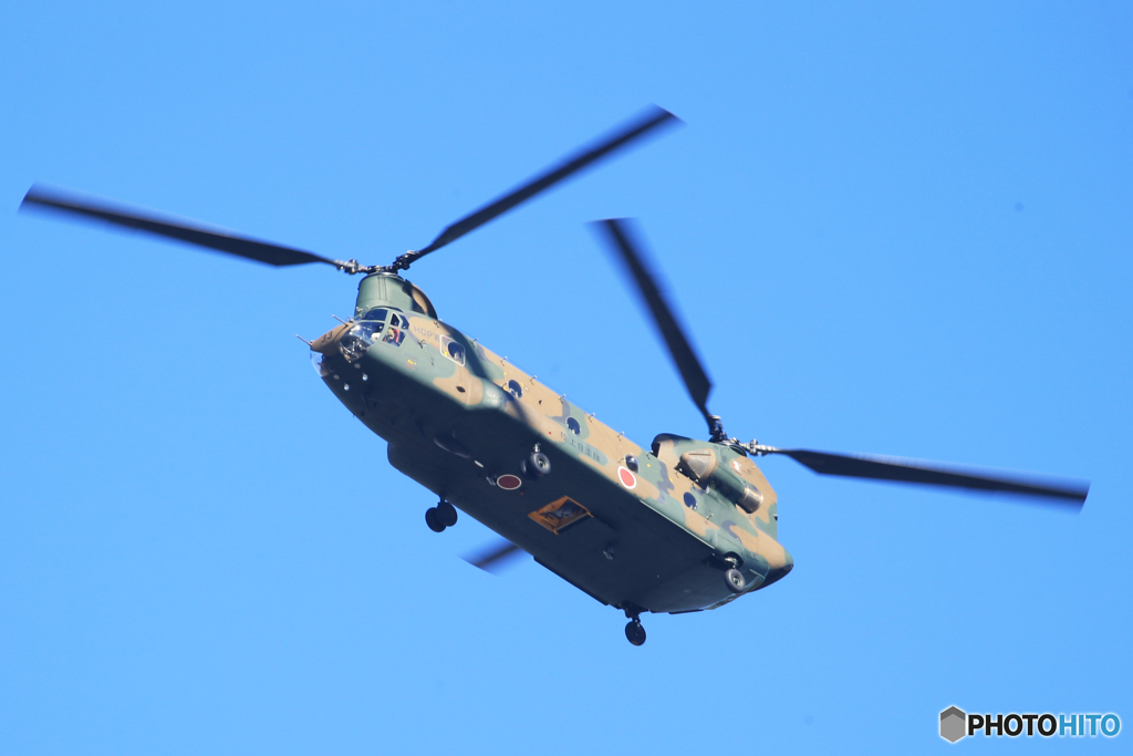 「蒼空」JGSDF ヘリコプター　チヌークCH-47JA 飛来