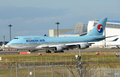 「SKY」 KOREAN 747-400 HL7461 Takeoff 
