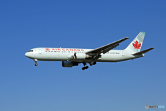 「青色」 Air Canada 767-375 C-FTCA 到着です