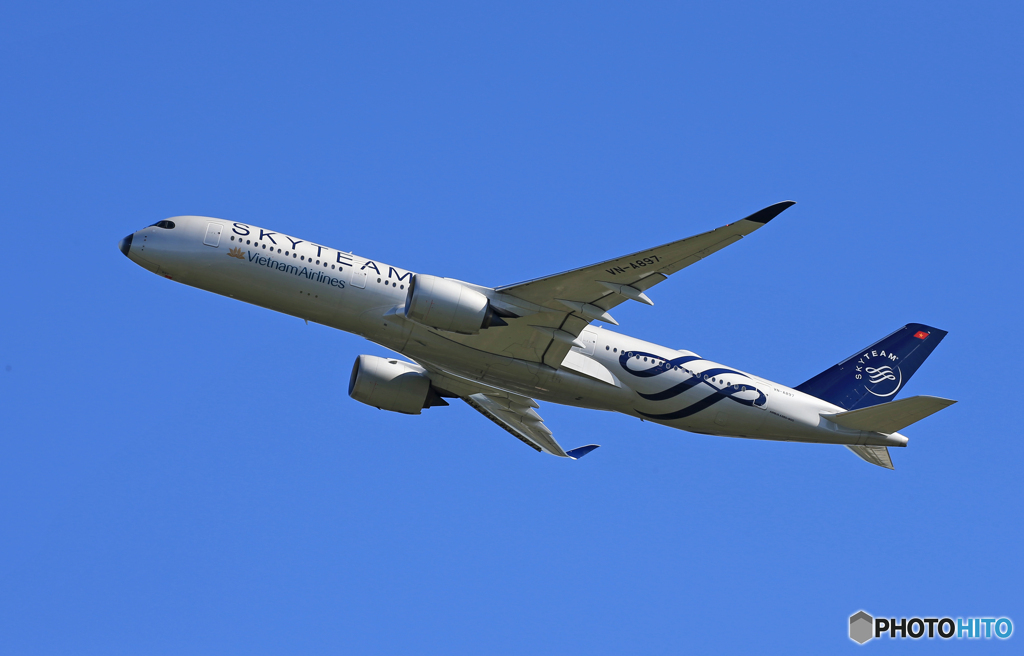 「SKY」Vietnam SKY　A350-941 VN-A897出発