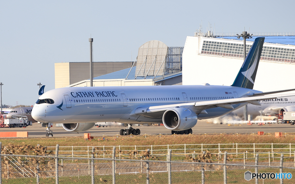 「SKY」 Cathay A350 離陸